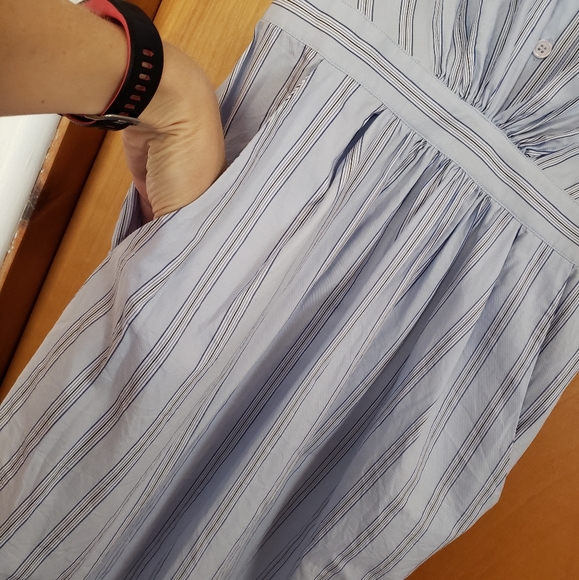 BCBG MaxAzria Striped Dress - size 6 - Picture 2 of 10